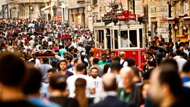 The red nostalgic tram on İstiklal Avenue, Istanbul